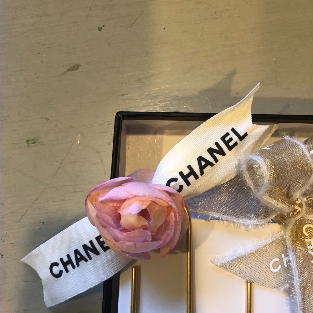 Chanel Ribbon 4” Paper Clips - Picture 3 of 5